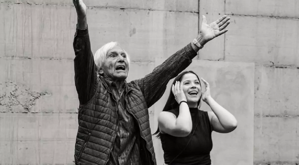 Eugenio Barba încheie microstagiunea BARBA 90 la Teatrul Grivița 53 cu „Fiesta” – Theatre Neighbourhood Welcome Feast