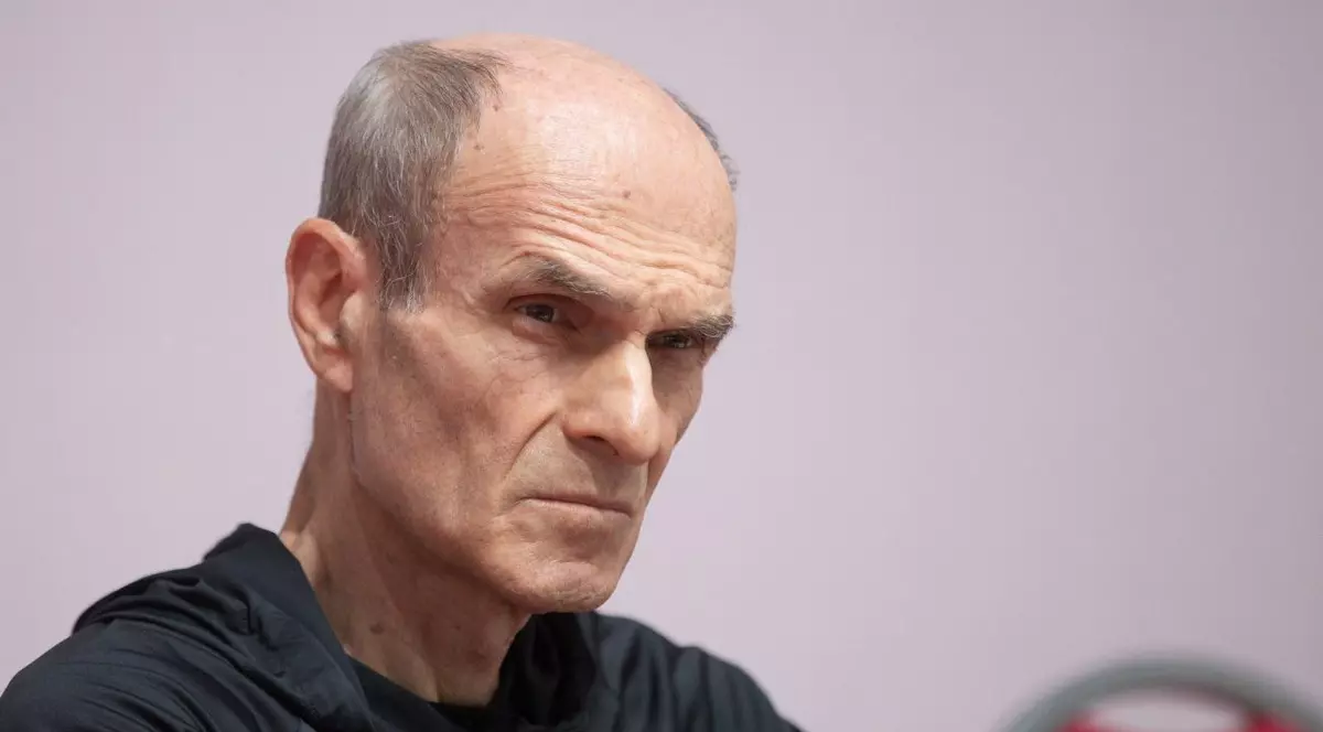 Cristian Tudor Popescu este gazetar din 1990. Foto: Shutterstock