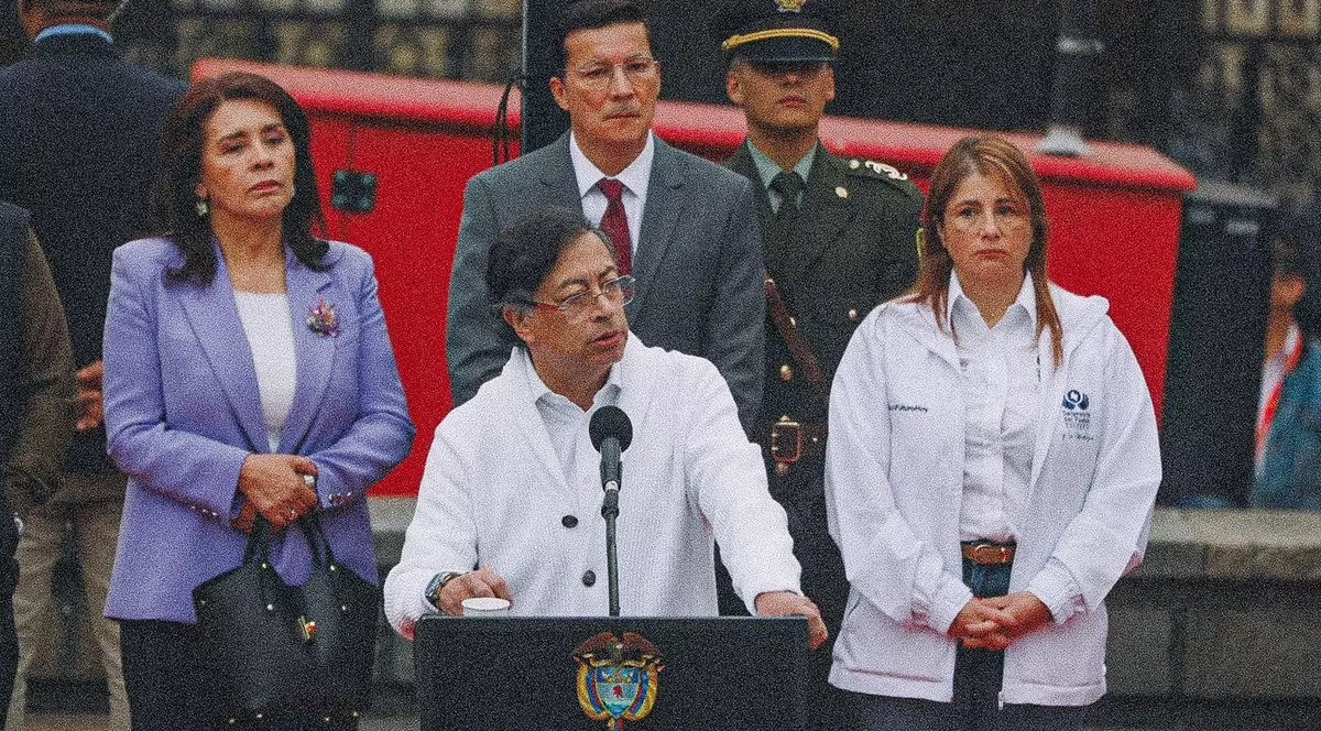 Gustavo Petro (în centrul imaginii), la un miiting electoral Foto: Profimedia