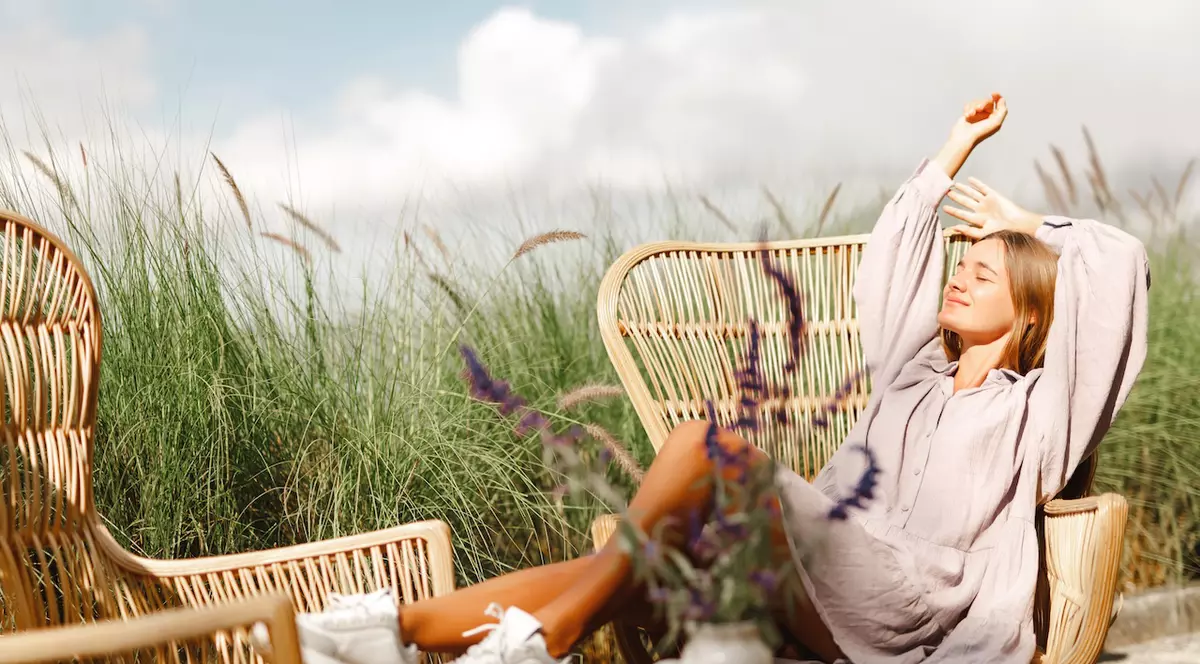 Cum să alegi mobilier de grădină care să combine confortul și durabilitatea?