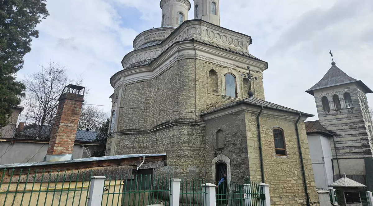 Biserica Sf. Haralambie din Iasi