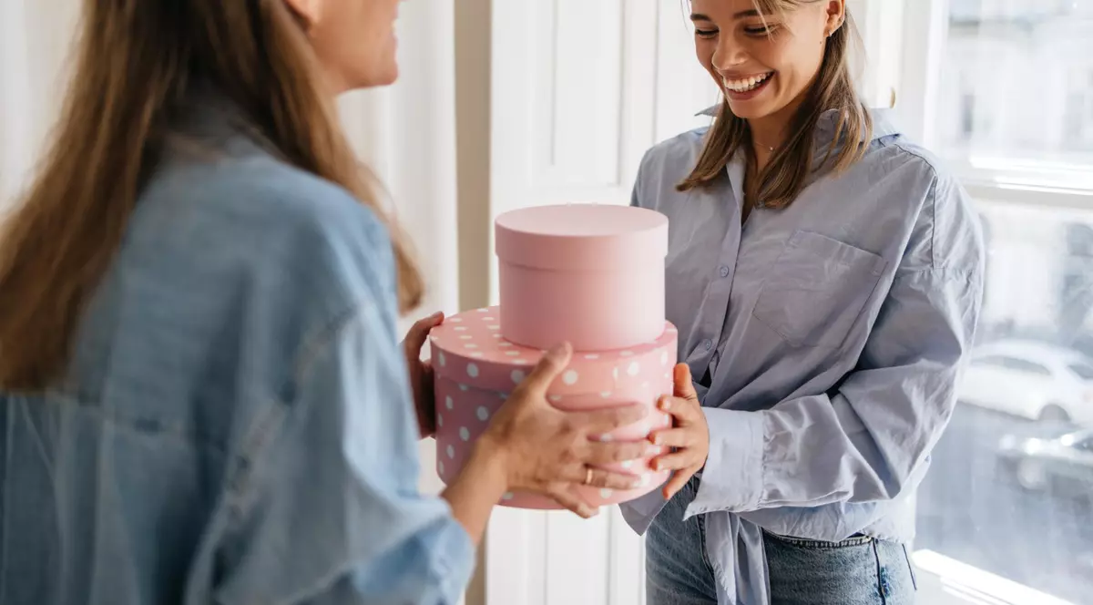 Arta de a oferi cadoul ideal: cum să alegi surprize care îmbină utilul cu momentele de răsfăț