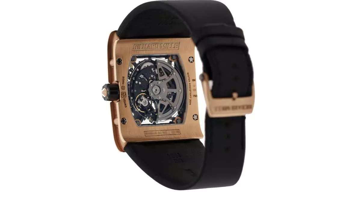 Ceas Richard Mille, model RM 016, cu curea neagră și carcasa din aur rose, scos la licitație de ANAF, pe fundal alb