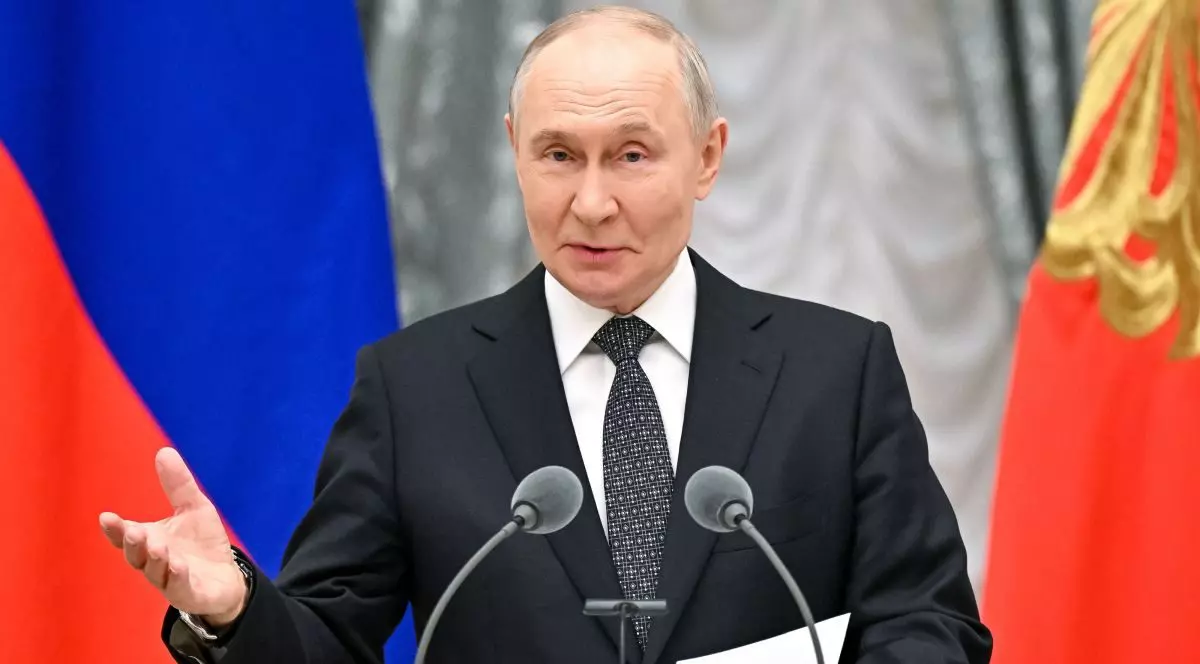 Vladimir Putin vorbește în timpul unei ceremonii de înmânare a premiilor prezidențiale 2025, la Kremlin, Moscova, Rusia, 25 martie 2026