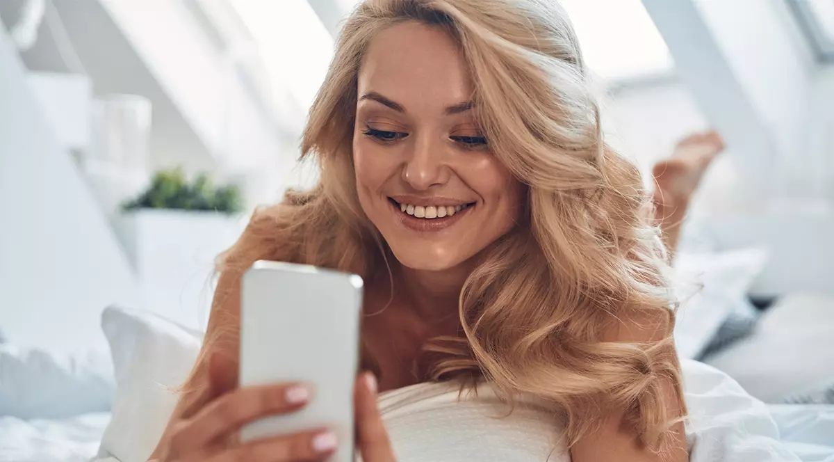 Cum îți construiești o carieră în industria de entertainment online?