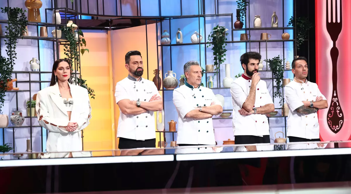 Chefi la cuțite