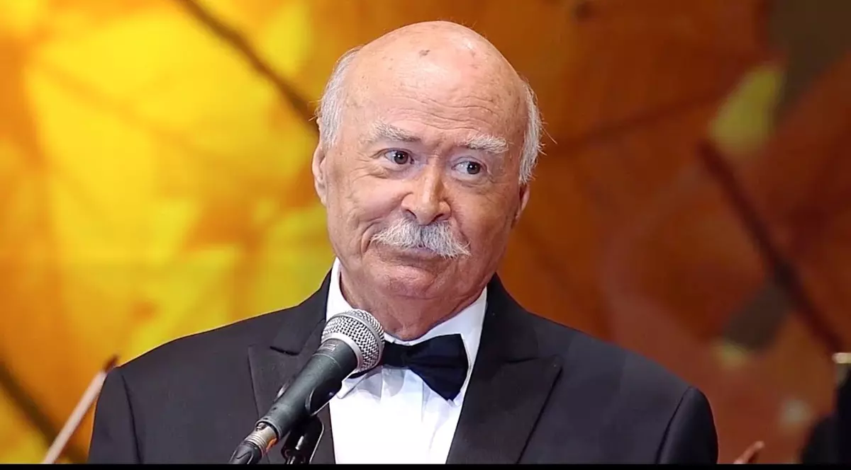 Celebrul artist Tudor Gheorghe, în vârstă de 80 de ani, a căzut în baia hotelului Moldova din Iași, acolo unde era cazat