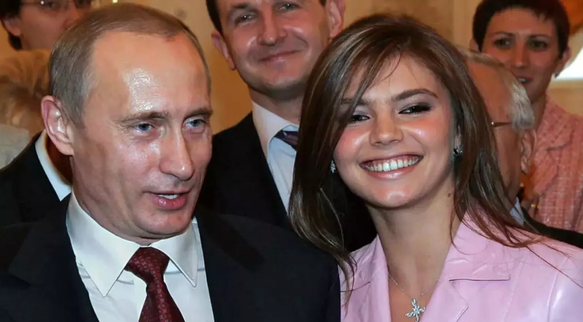 Președintele rus Vladimir Putin și fosta gimnastă olimpică Alina Kabaeva