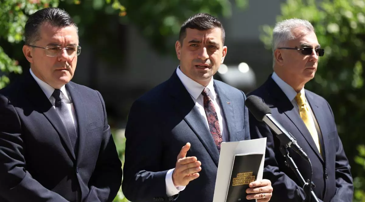Doi foști ambasadori ai SUA în România spun că Statele Unite trebuie „să reanalizeze cu atenție” viza lui George Simion