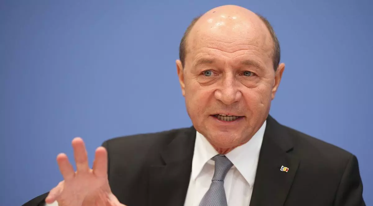 Traian Băsescu vorbește în cadrul unei conferințe de presă la Berlin, Germania, 31 ianuarie 2014