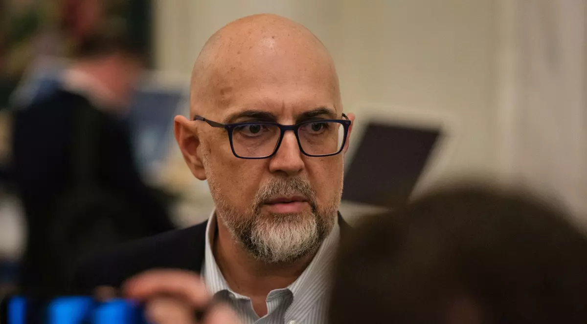Presedintele UDMR, Kelemen Hunor, sustine o declaratie de presa referitoare la situatia coalitiei de guvernare. Foto Hepta.