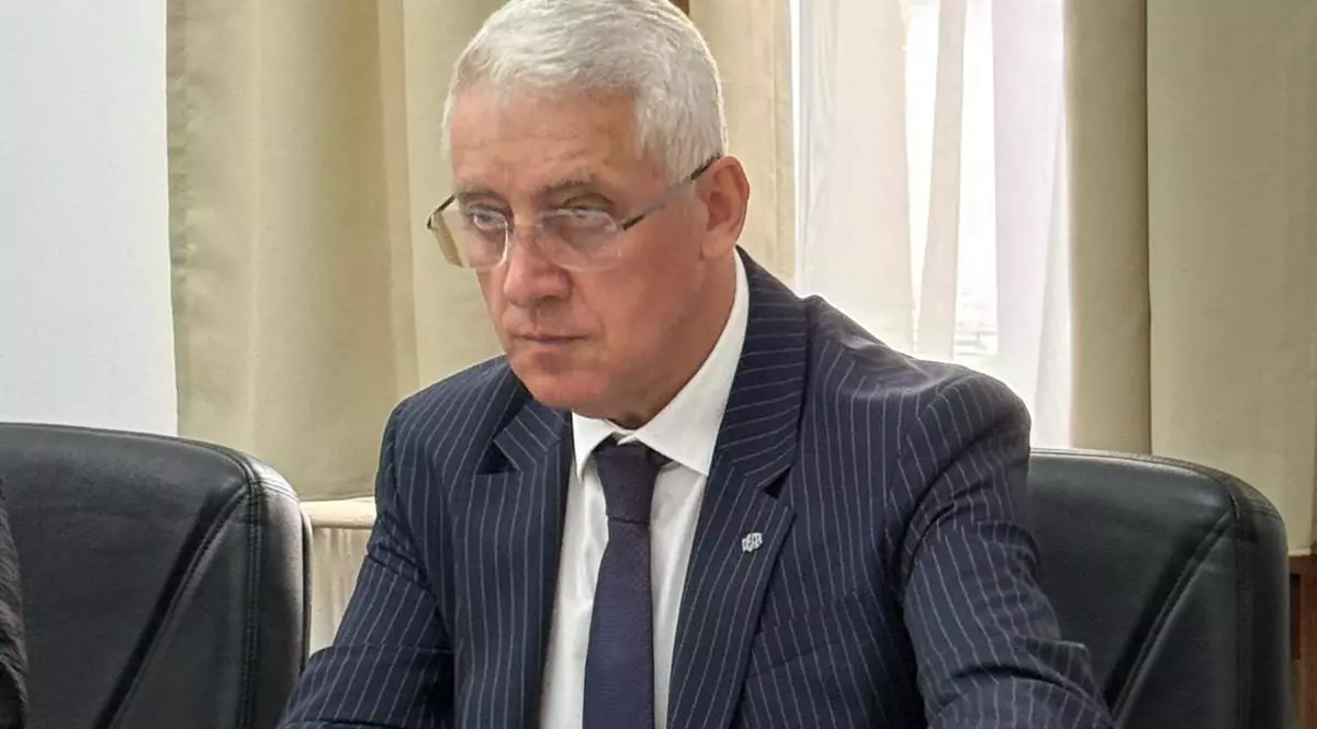 Adrian Țuțuianu, președintele AEP FOTO roaep.ro