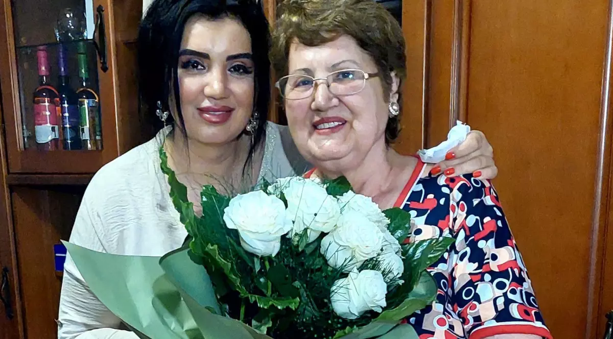 Adriana Bahmuțeanu, mesaj sfâșietor. Ce făcea în fiecare an de ziua mamei sale: „Îmi pare rău că ai plecat atât de mâhnită și cu sufletul amar”