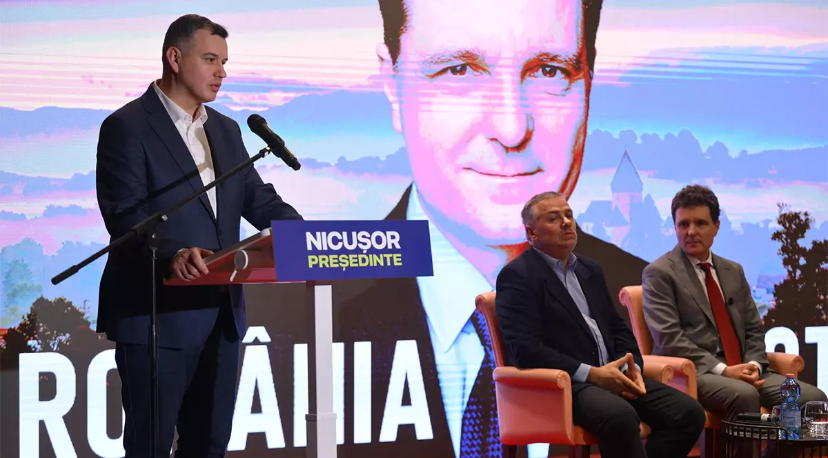 Mai multi politicieni, pe o scena in campanie electorala