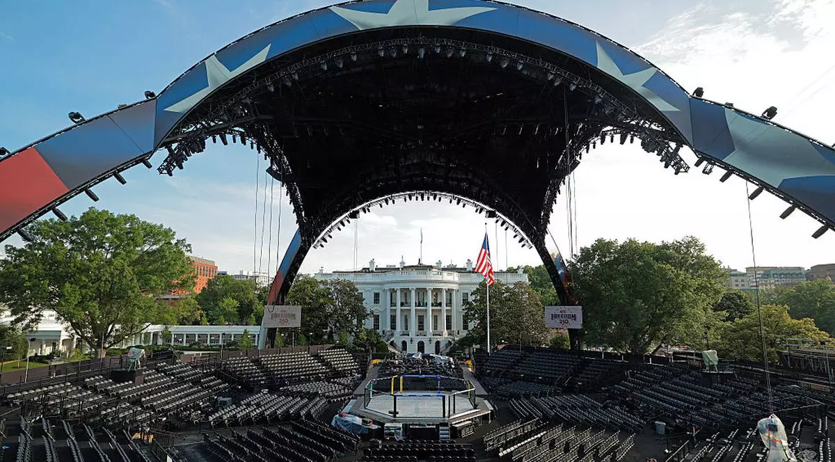 WASHINGTON, DC - JUNE 11: Construction continues on the Ultimate Fighting Championship (UFC) 