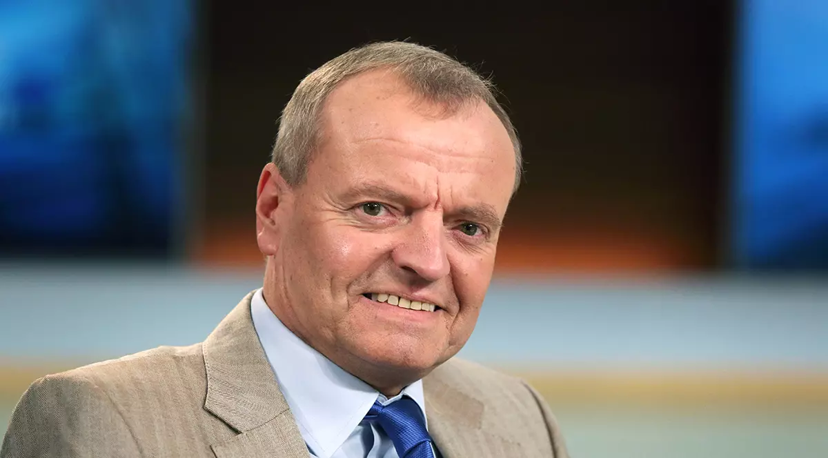 Prof. Dr. Manfred Spitzer (psihiatru și șeful Clinicii Universitare de Psihiatrie din Ulm) ca invitat la emisiunea ANNE WILL de la ARD, pe 30 octombrie 2016, la Berlin