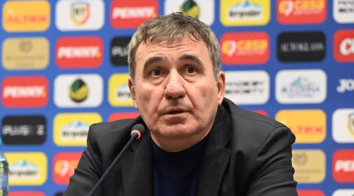 Gheorghe Hagi la conferinta de presa prilejuita de prezentarea noului selectioner al Romaniei, desfasurata in Sala Nicolae Dobrin din cadrul Federatiei Romane de Fotbal din Bucuresti, luni 20 aprilie 2026.,