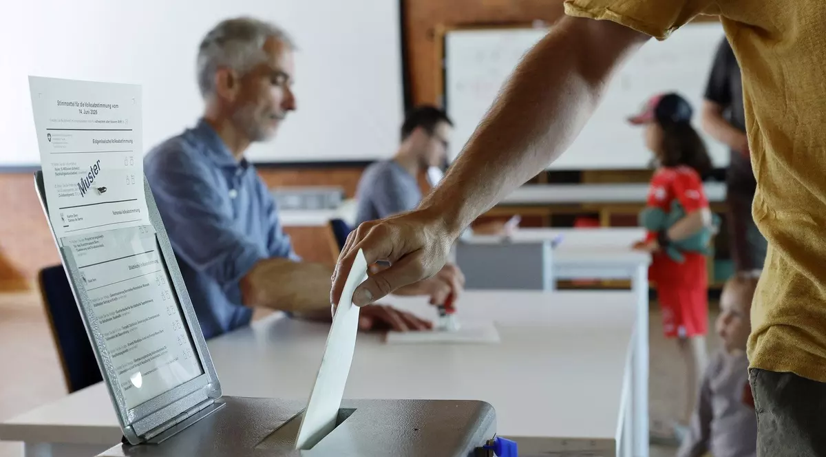 Referendum în Elveția. Alegătorii au decis să nu limiteze numărul populației la zece milioane de locuitori Foto: Profimedia