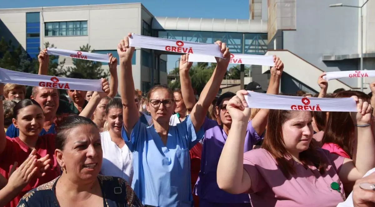 Grevă generală în sute de spitale din România pe termen nelimitat. Sindicaliştii Sanitas, nemulţumiţi de noua lege a salarizării. Anunțul Ministerului Sănătății