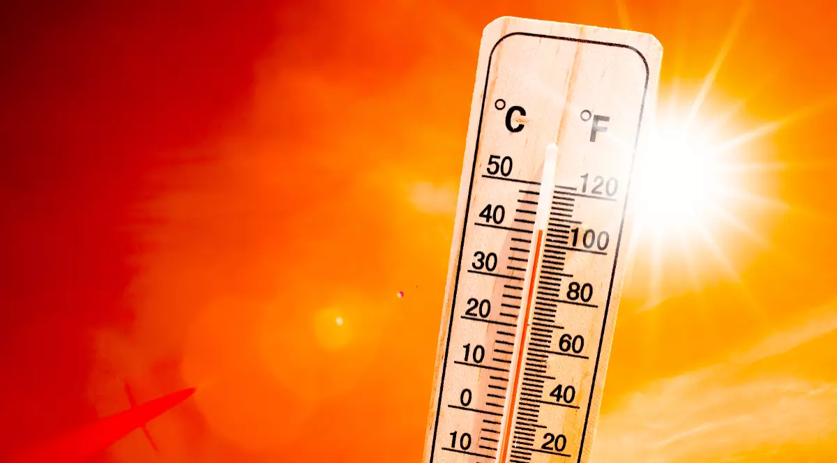 Temperaturi extreme în 22 de județe, sâmbătă și duminică. ANM a extins și prelungit avertizările cod galben și cod portocaliu de caniculă