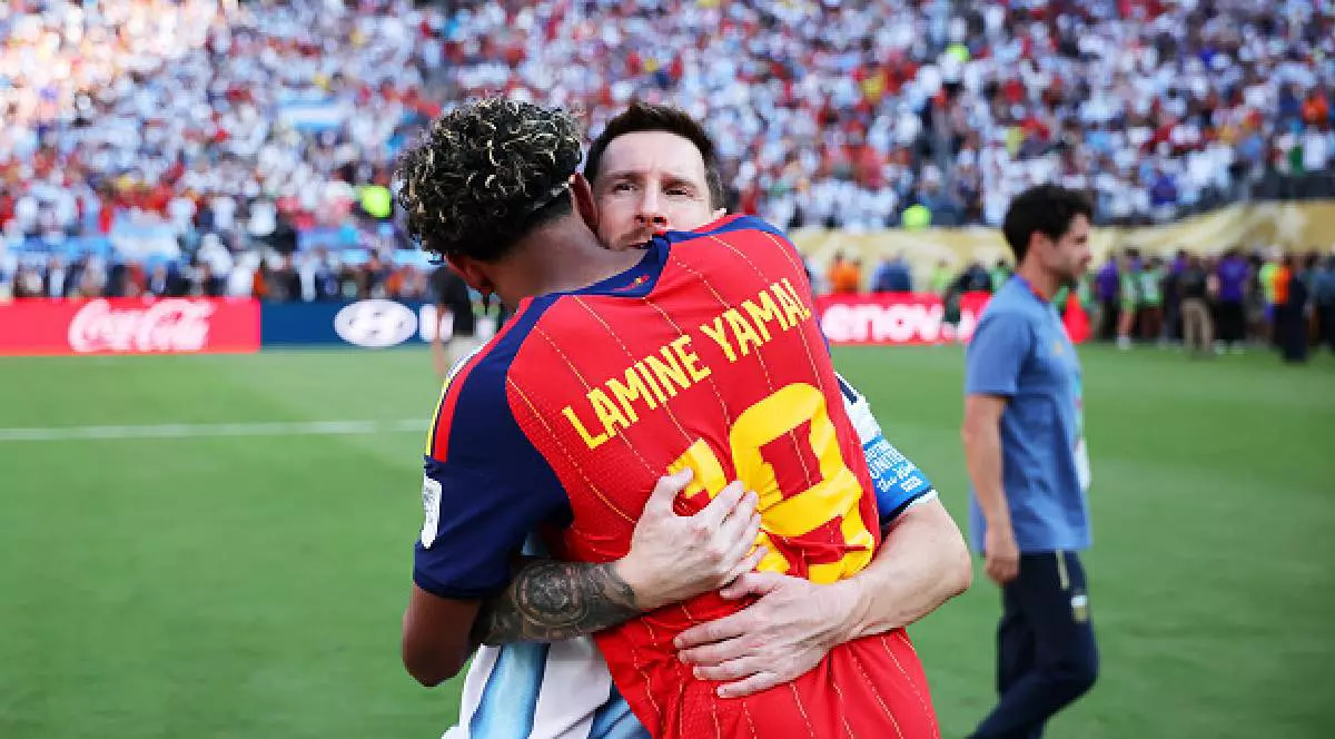 Lionel Messi și Lamine Yamal