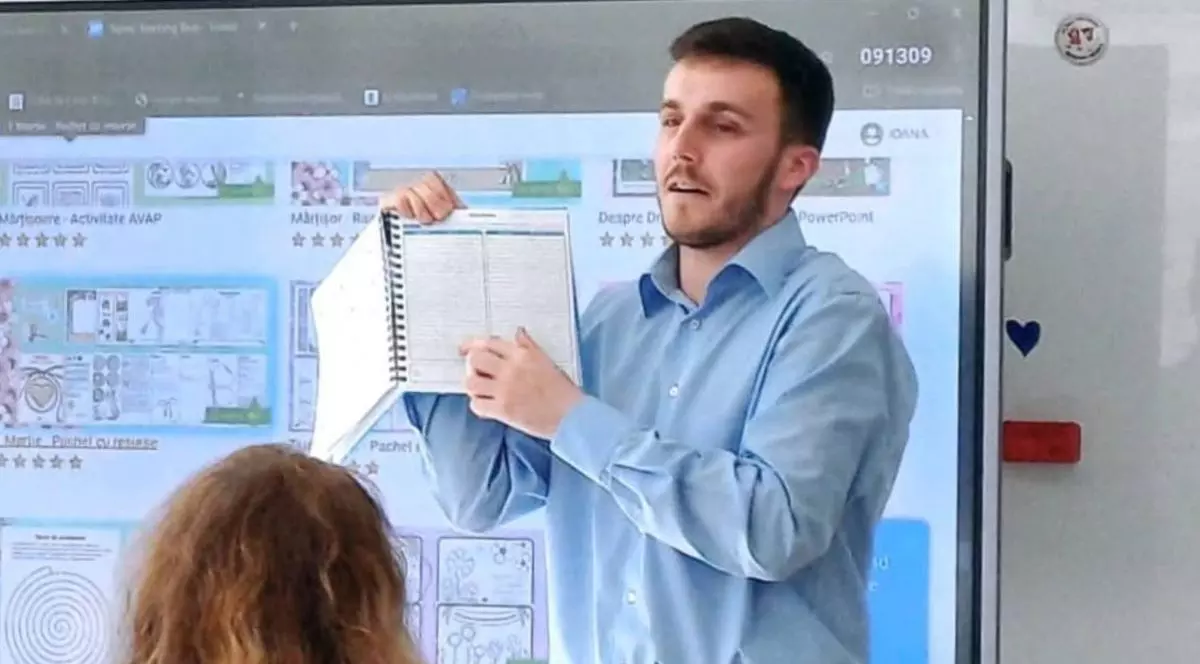 învatatorul petrut rizea