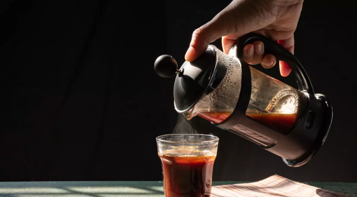 Cum se face cafeaua la presa franceză și care sunt avantajele folosirii ei - Foto Shutterstock