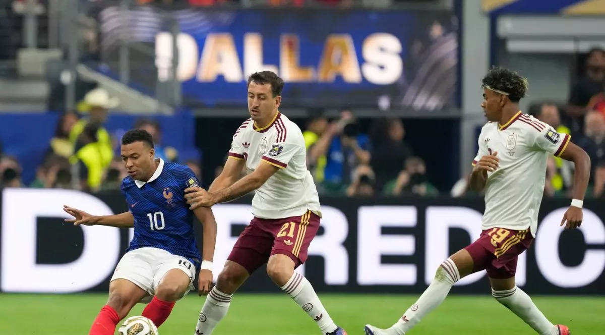 Spania învinge Franța cu 2-0 și se califică în finala Cupei Mondiale, unde va înfrunta Anglia sau Argentina