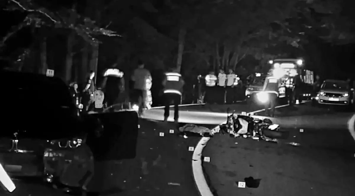 Scena unui accident de pe DN1E Brasov, unde doi motociclisti și-au pierdut viața