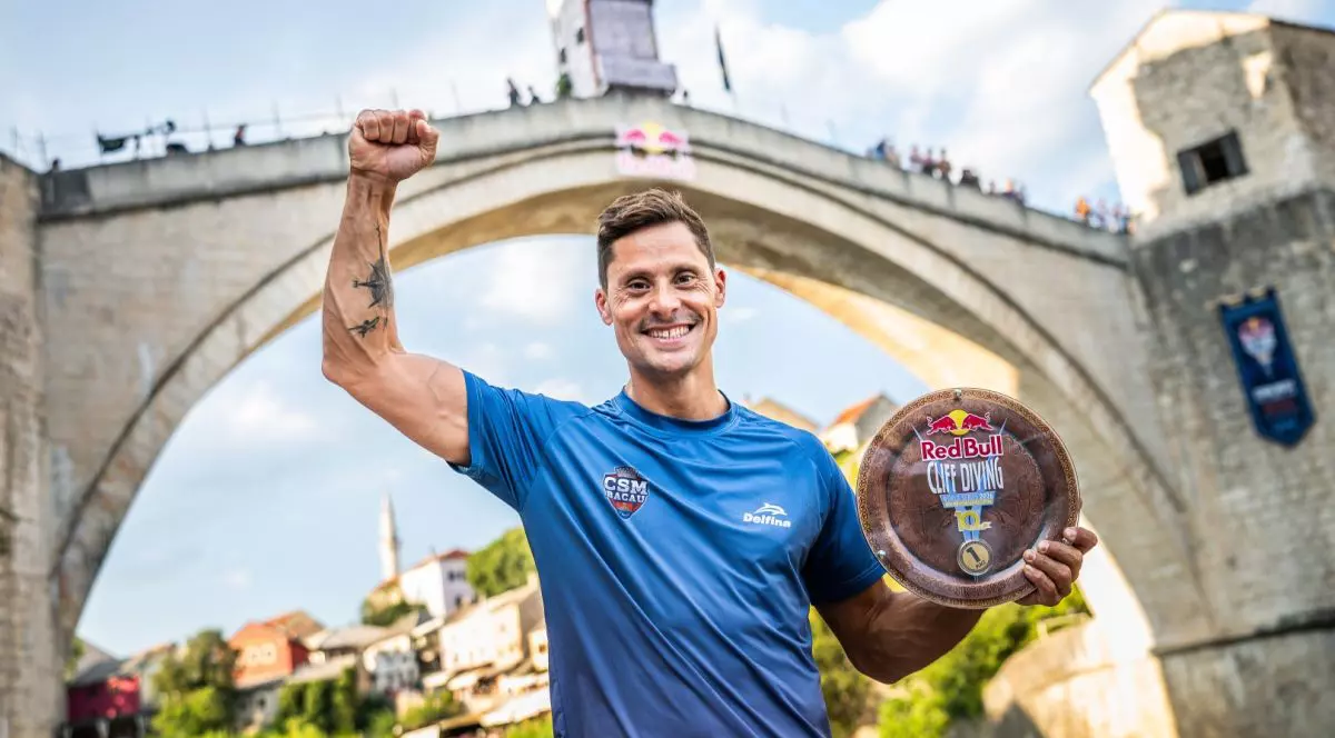 Constantin Popovici, o nouă victorie în seria mondială Red Bull Cliff Diving, în Bosnia și Herțegovina, la Mostar