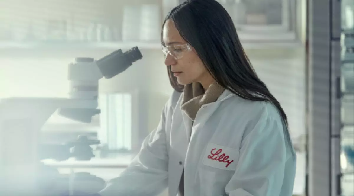 Gigantul farmaceutic Eli Lilly raportează venituri de 23 de miliarde de dolari în al doilea trimestru din 2026, propulsat de tratamentele pentru obezitate și diabet