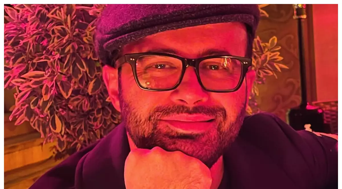Mihai Gâdea, imagine rară cu sora lui mai mică, Emi. Cât de mult seamănă fiica prezentatorului TV cu mătușa ei