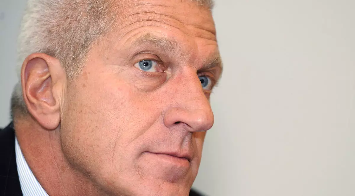 Pierin Vincenz, privire gânditoare