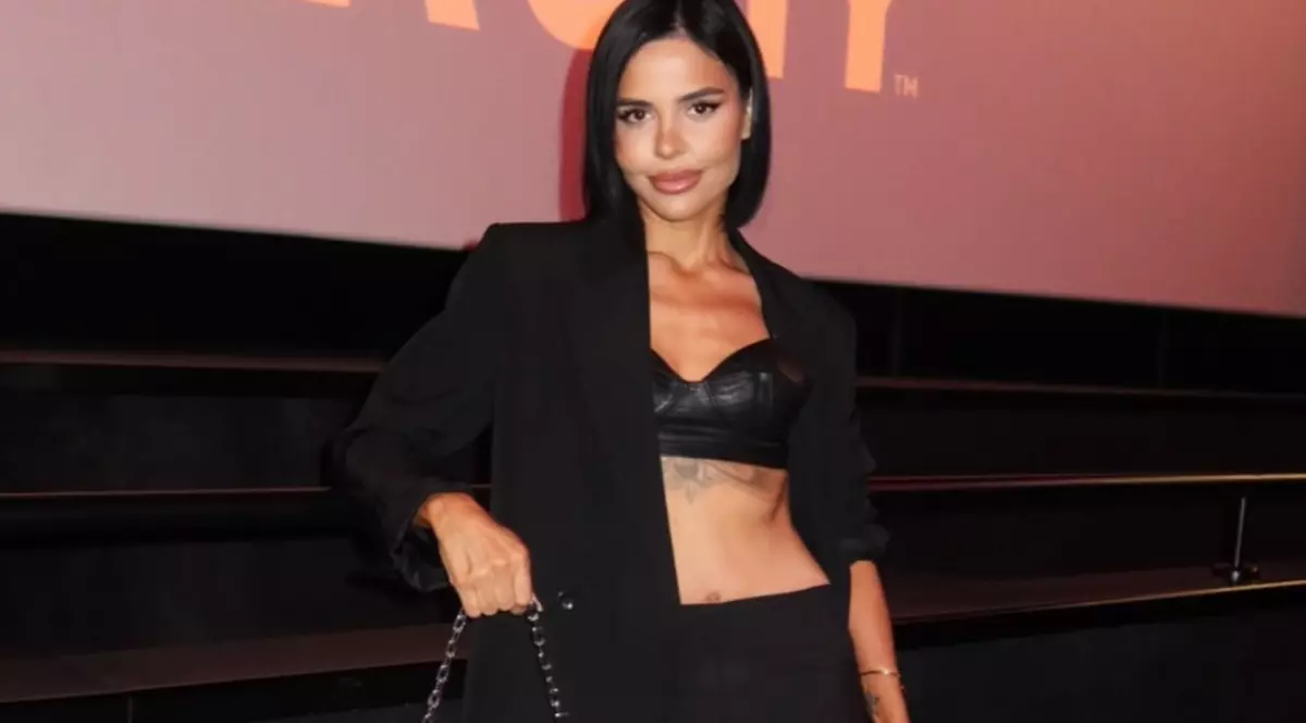 Cum arată Andreea Popescu la 7 zile de la operațiile estetice: „Sunt extrem de umflată, am capul cât o minge, sunt vânătă”