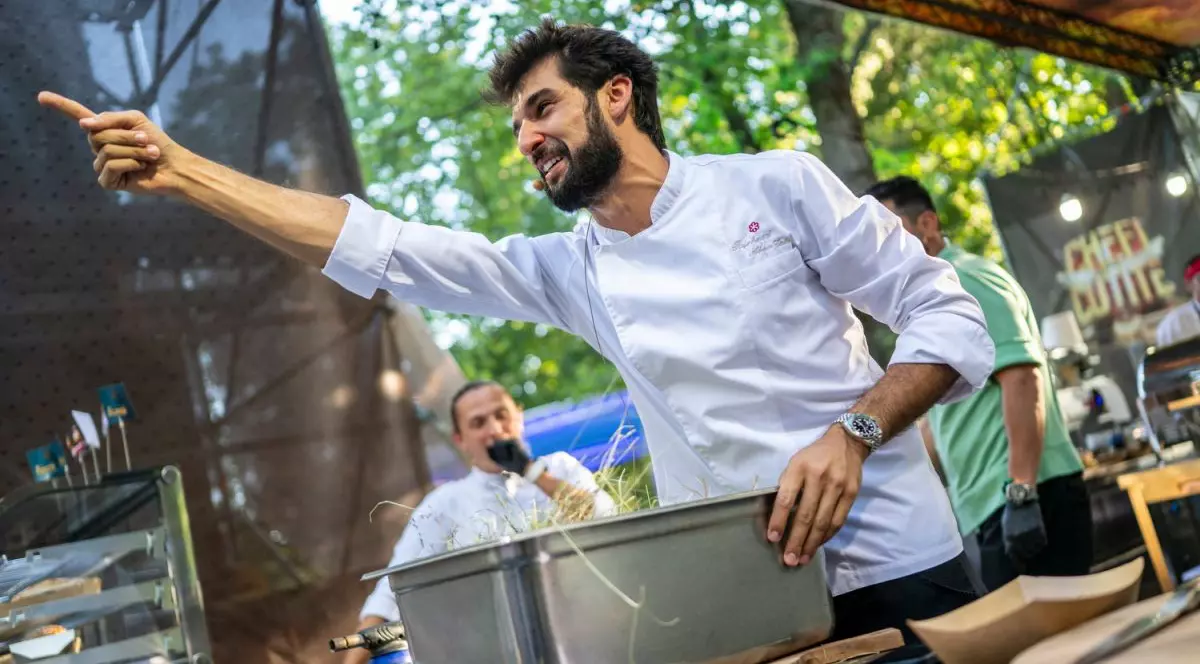 Richard Abou Zaki, juratul „Chefi la cuțite”, la Summer Well | Foto: Antena 1