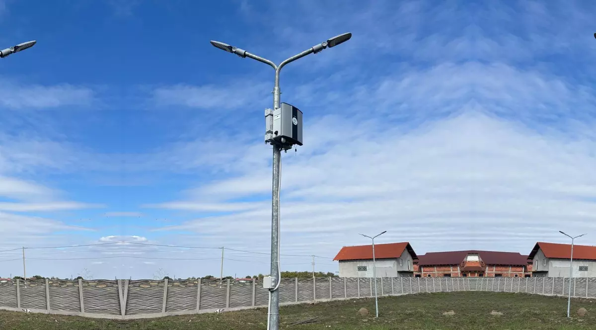 Norul de fum din Serbia, urmărit în timp real în Timiș. Rețeaua județeană monitorizează evoluția poluării