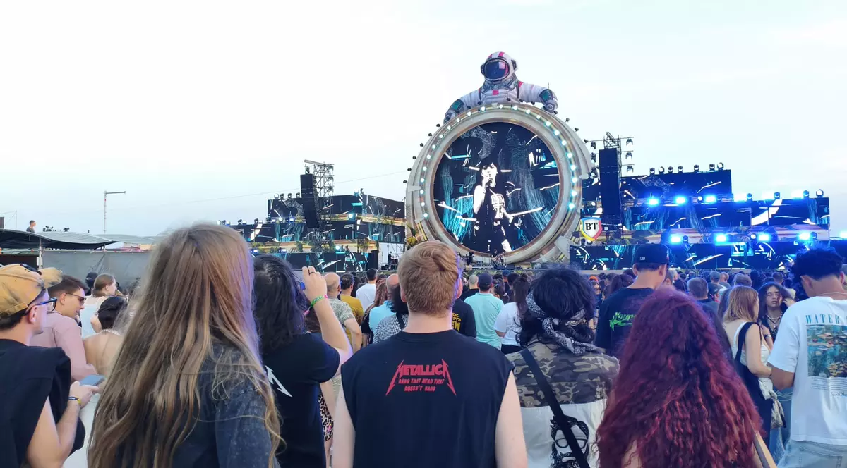 Tineri la un concert