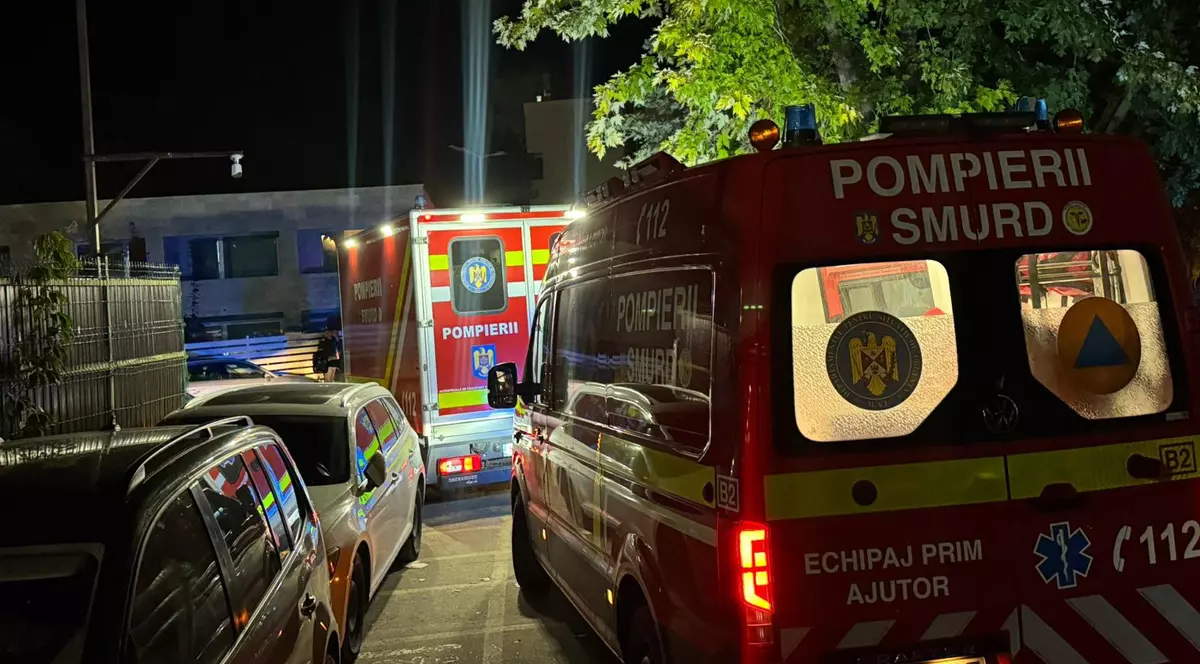 Planul Roșu de Intervenție, activat la un hotel din Saturn după ce circa 30 de persoane au acuzat stări de rău. Patru salvări, trei autospeciale și trei microbuze, trimise la fața locului