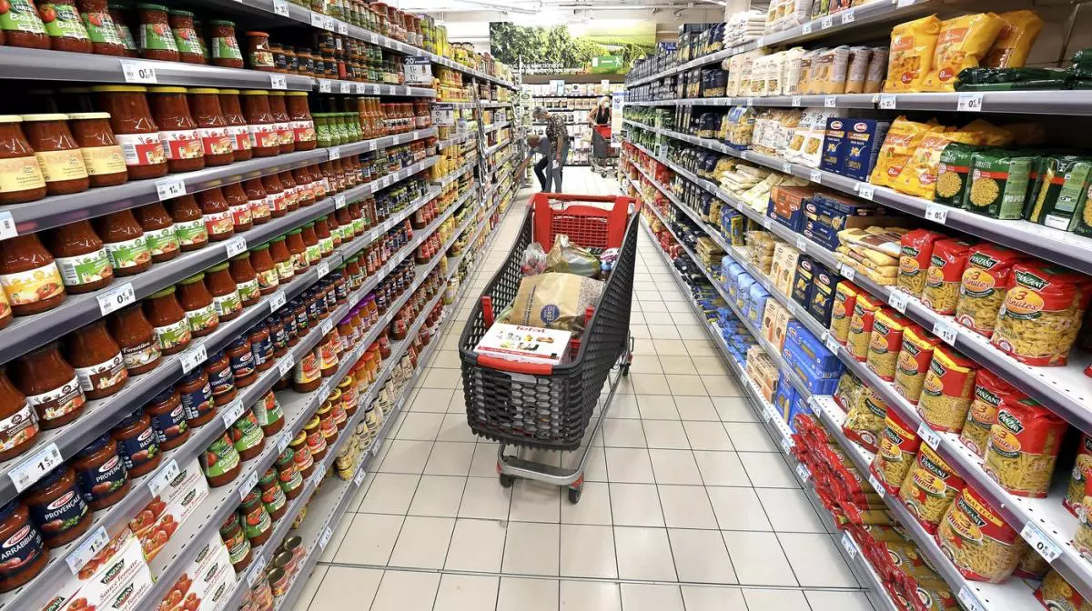 Parlamentul a aprobat prelungirea plafonării adaosului comercial