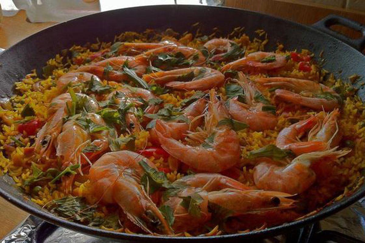 Rețetă Delicioasă Cum Faci Paella Spaniolă Pas Cu Pas Libertatea