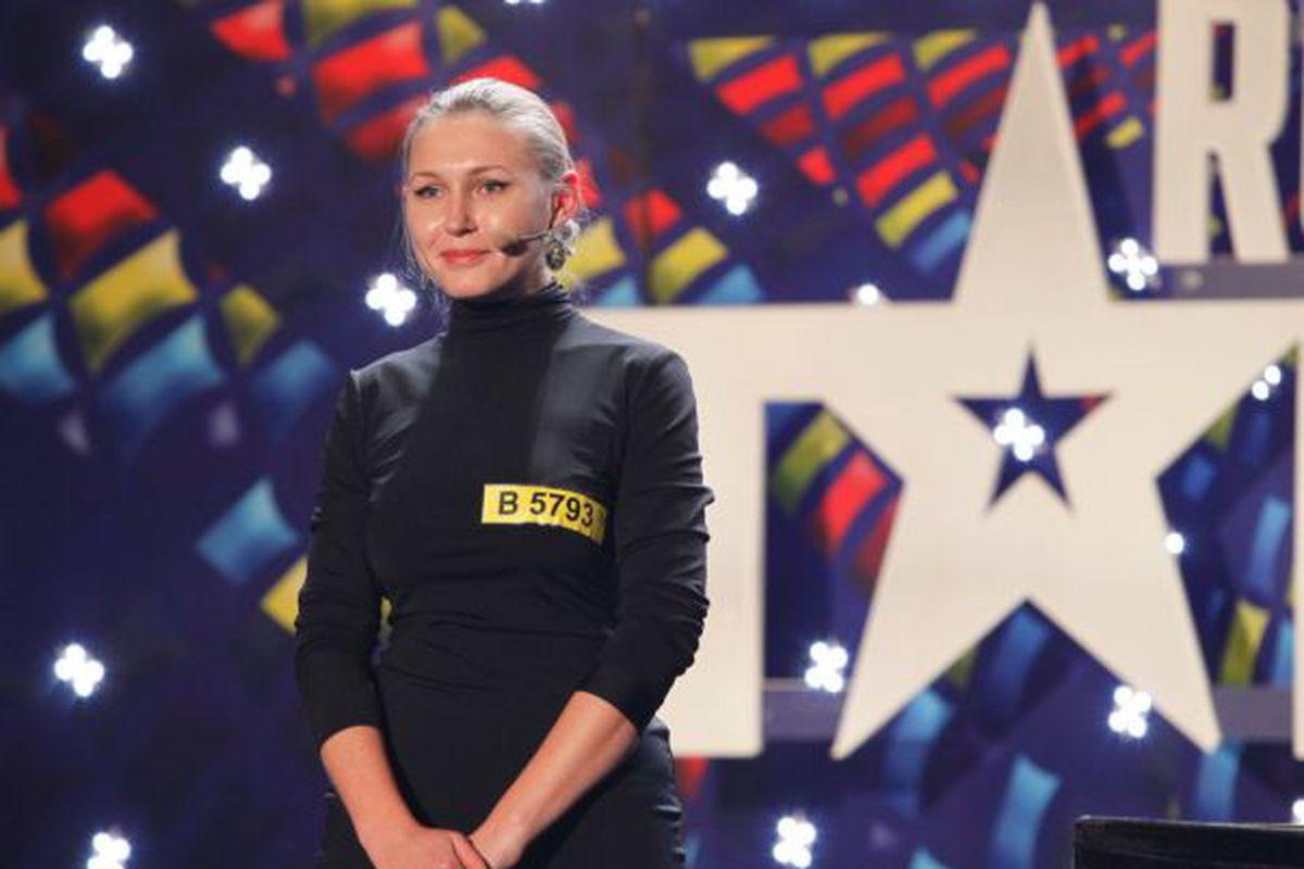 Ana Munteanu De La Romanii Au Talent Mă Ascundeam Sub Masa De La Bucătărie și Pictam Pe Tapetele Din Cameră Entertainment Monden Libertatea Libertatea