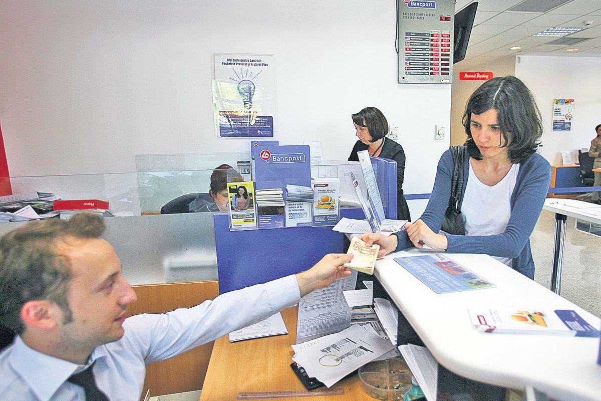Bancherul Banci Ultima Ora Banca Transilvania Trimite Clientilor Bancpost Noile Carduri De Cand Sunt Valabile Cum Se Activeaza Care Sunt Comisioanele Si Alte Informatii Utile