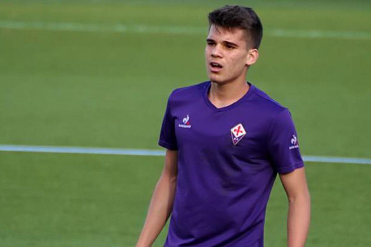 Ianis Hagi Printre Cei Mai Slab Plătiți Jucători Din Serie A Tatăl Său A Caștigat Mai Mult Doar Cand A Ajuns La Real Madrid Fotbal Sport Libertatea Libertatea