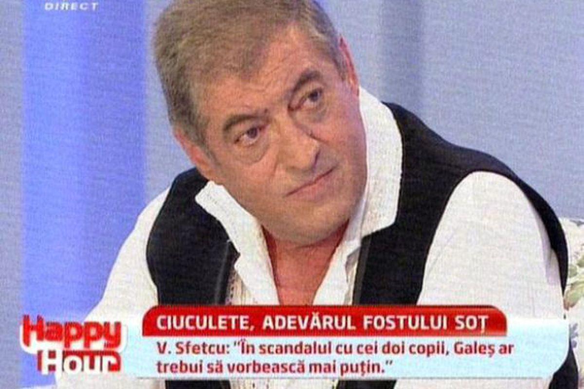 Cu Cine și A Refăcut Viața Valeriu Sfetcu Fostul Soț Al Ilenei Ciuculete E Tot Cantăreață De Muzică Populară Video Libertatea