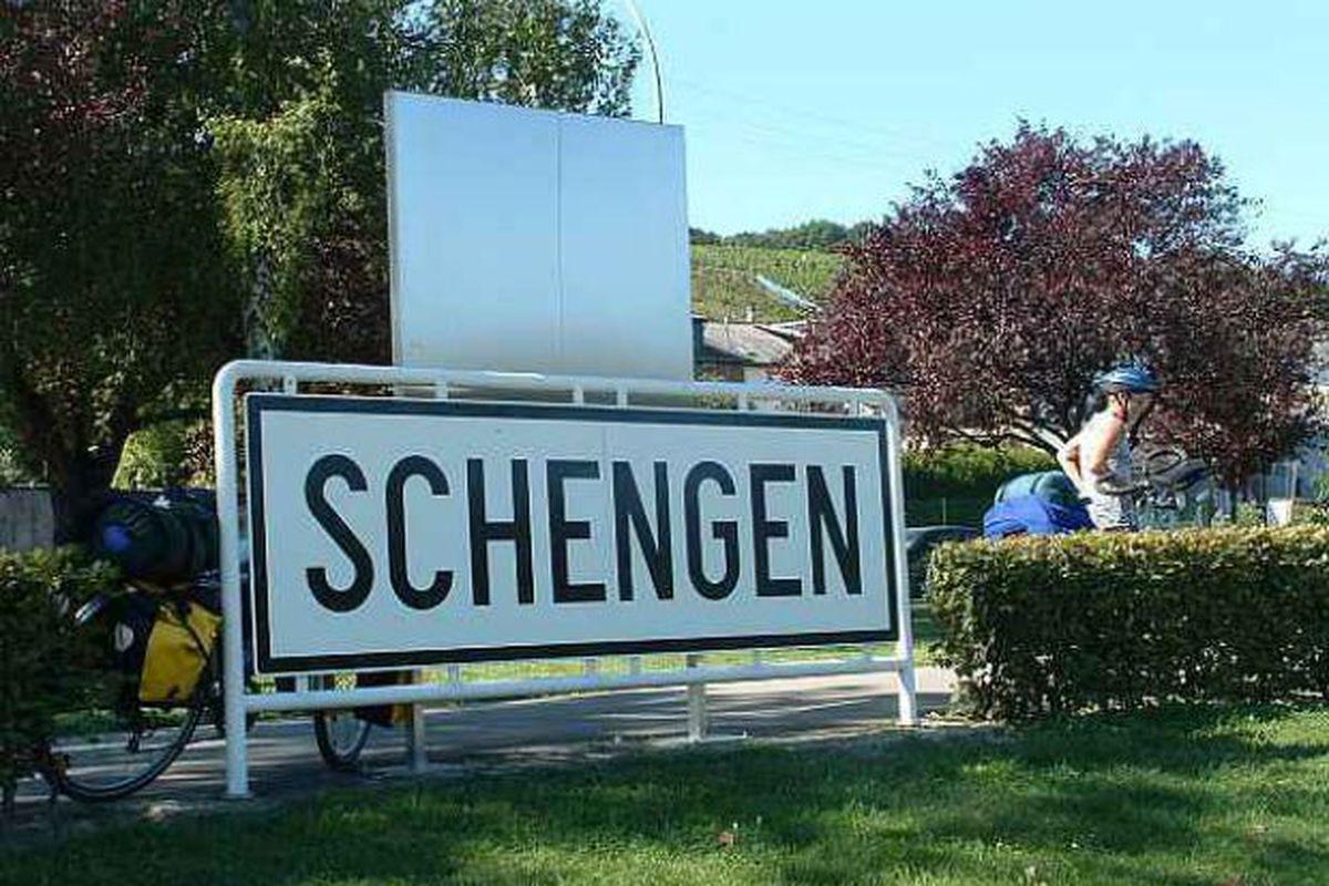 Parlamentul European A Votat O Rezoluție Prin Care Cere Măsuri Privind Admiterea Romaniei In Spațiul Schengen Hotnews Mobile