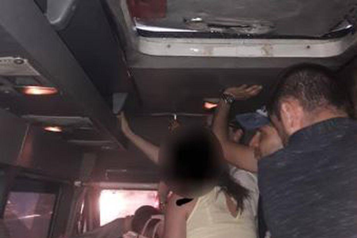 Microbuzele Dezastru Astăzi Am Făcut Duș In Maxi Taxi Lumea Se Ridica In Picioare Că Le Erau Scaunele Ude Libertatea