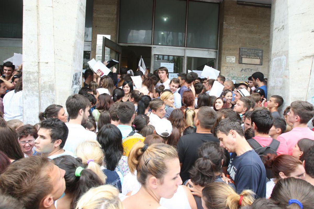 Rezultate Admitere Ase 2018 Listele Cu Elevii Admisi La Buget Si Taxă In Asteptare Si Respinsi Libertatea