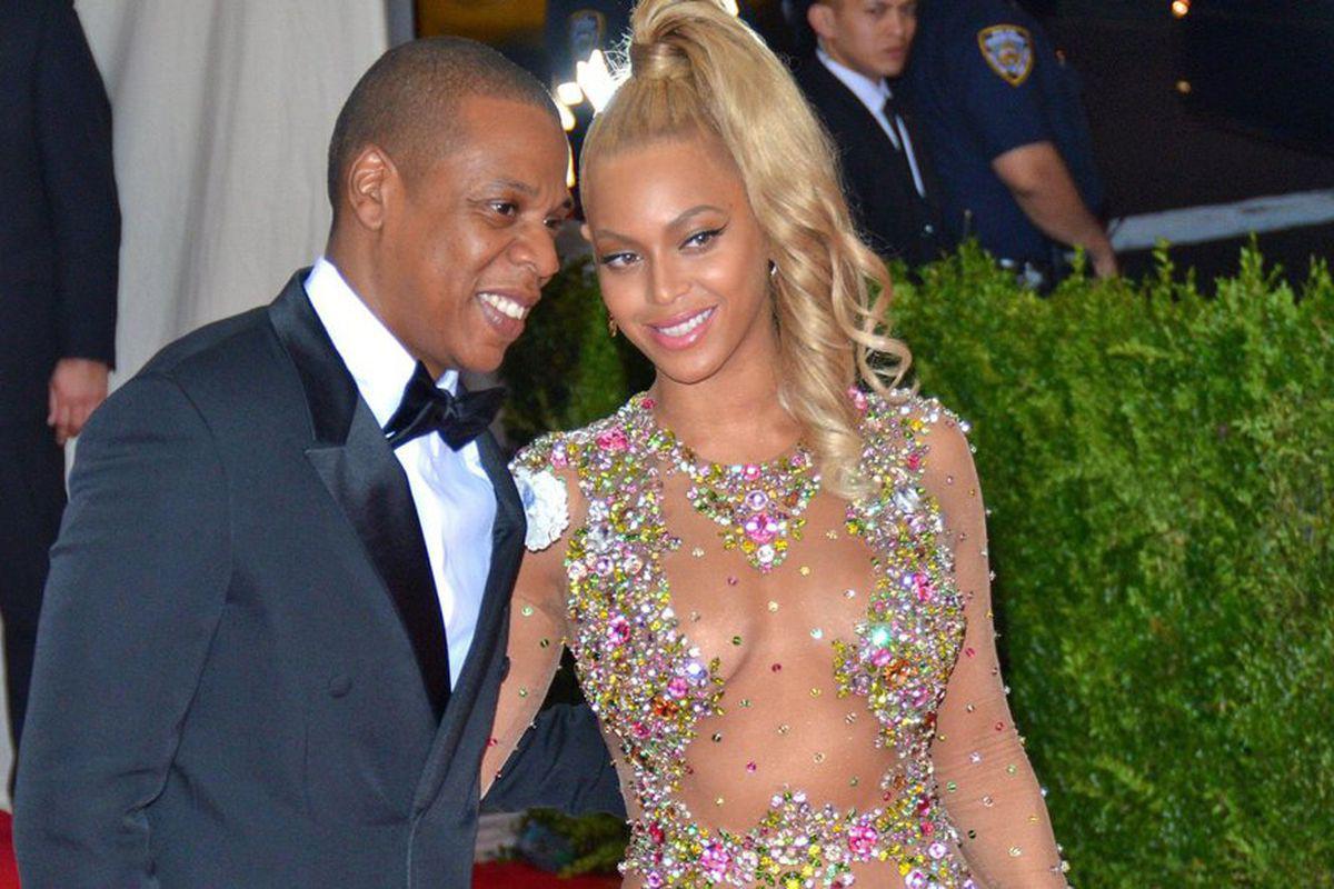 Beyonce și Jay Z Oferă Bilete Gratuite Pe Viață Fanilor Care Devin Vegetarieni Pentru O Lună Libertatea
