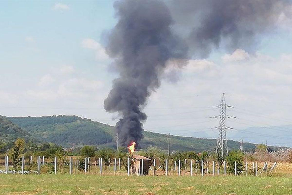 Explozie Urmată De Incendiu La O Fabrică De Vopsele Din Mihăesti