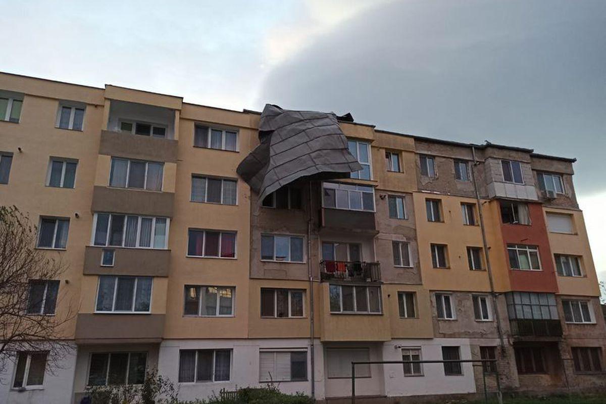 Furtuna A Făcut Ravagii In Municipiul Hunedoara Noaptea Trecută Libertatea